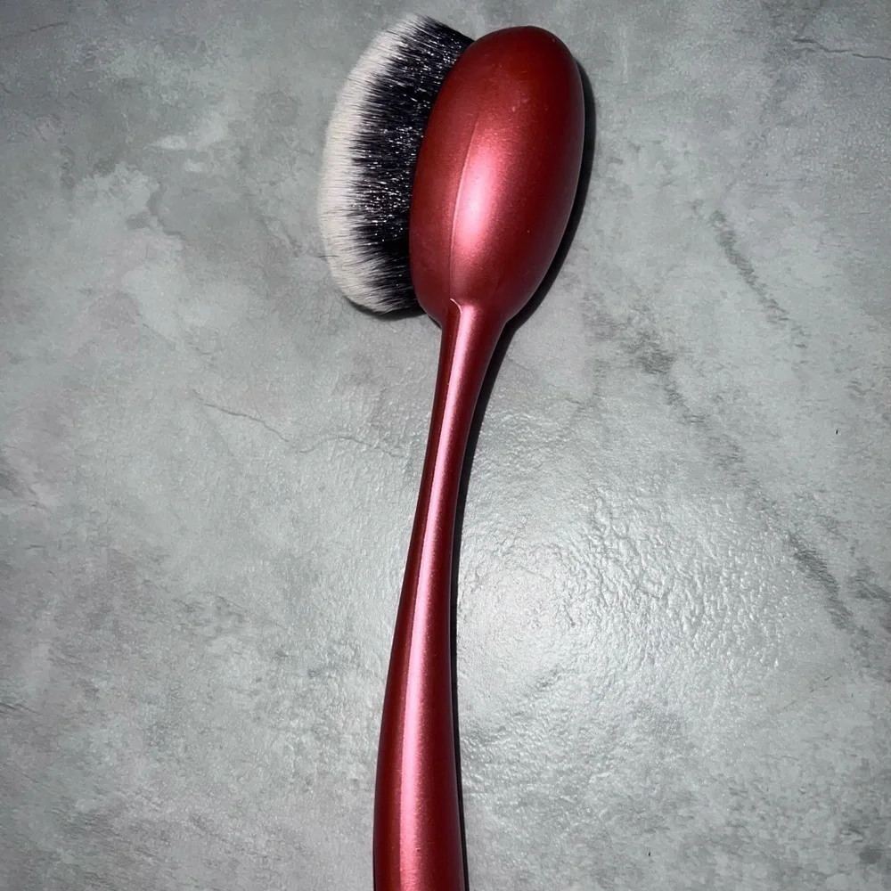 Real Techniques Blend And Blur Foundation Makeup Brush